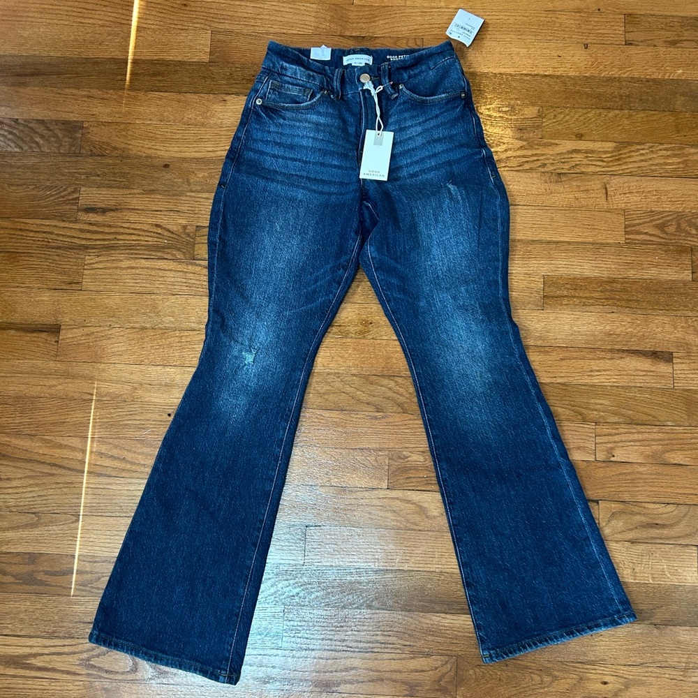 GOOD AMERICAN Size 0 NWT Good Petite Bootcut Jeans